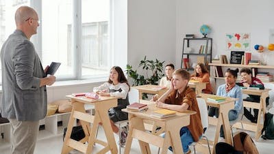 Psicologia scolastica, I progetti, la formazione, l’orientamento scolastico e professionale. Gli interventi dello psicologo trasversalmente agli ordini scolastici