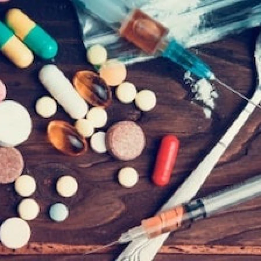 Dipendenze patologiche con sostanza: dalla diagnosi al trattamento