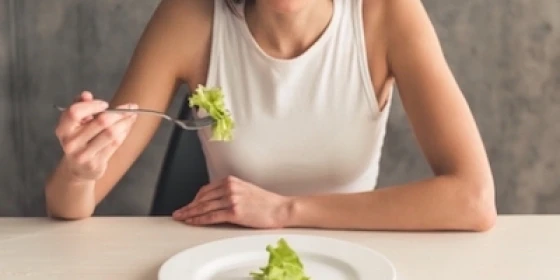 Disturbi alimentari in adolescenza: prevenzione, diagnosi e cura